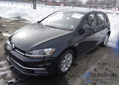 2021 Volkswagen Golf 1.4T Tsi z USA, uszkodzony, nr VIN 3VWG57AU4MM004689